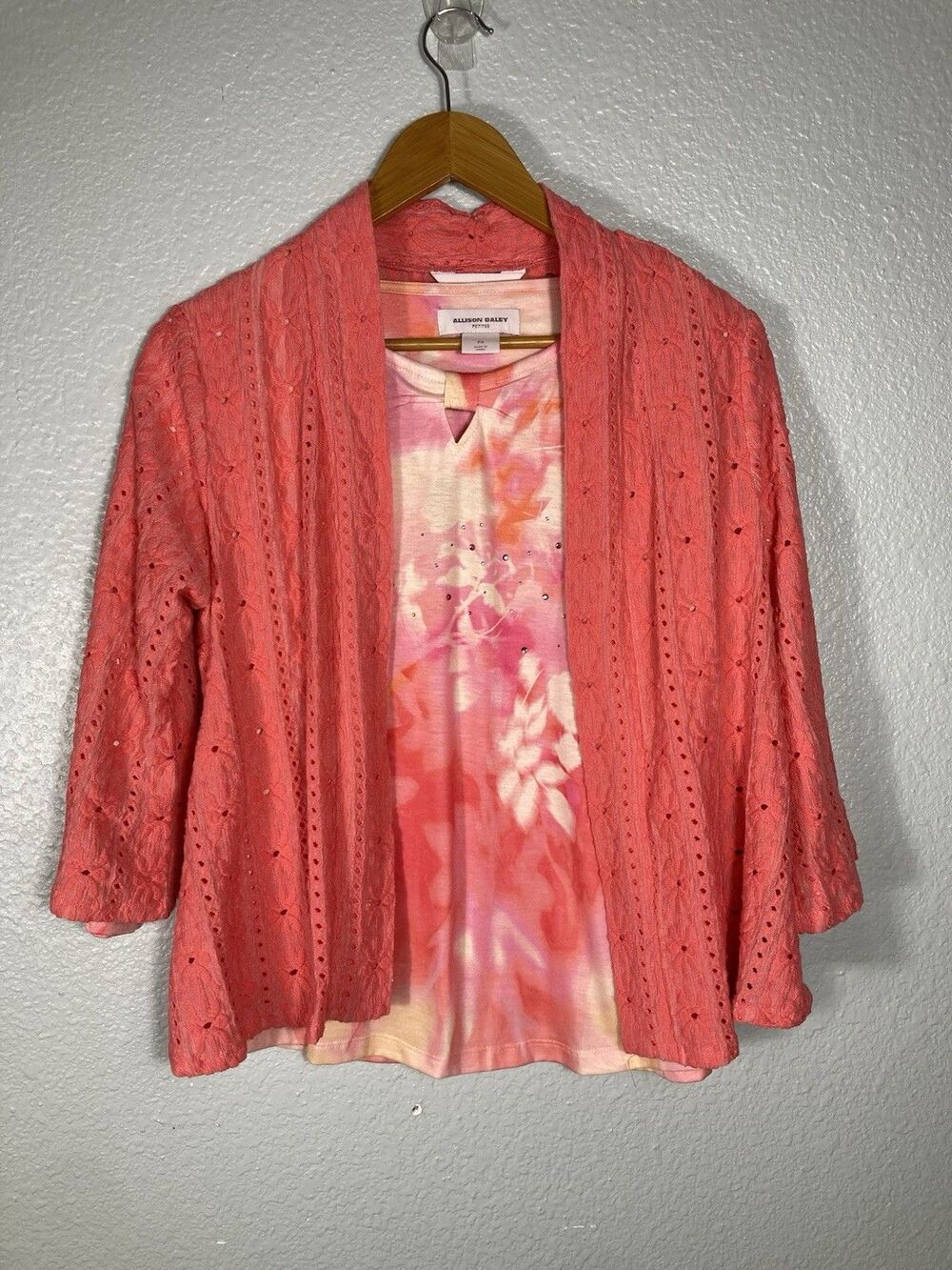 Allison Daley Womens Top Size PS Pink Eyelet W/ Floral Top 3/4 Sleeve